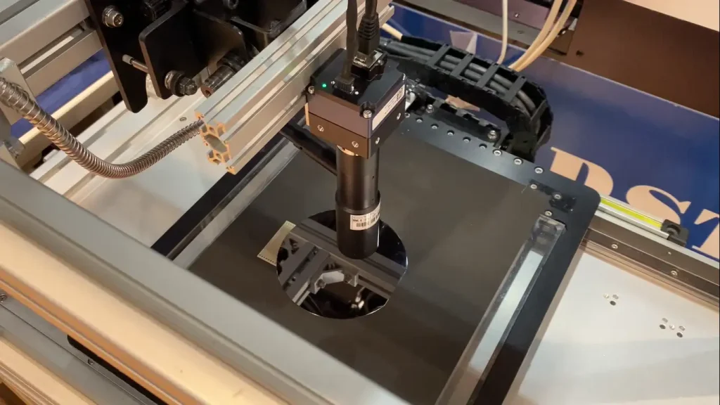 Teledyne DALSA Linea SWIRカメラによる半導体ウェーハ検査デモ
